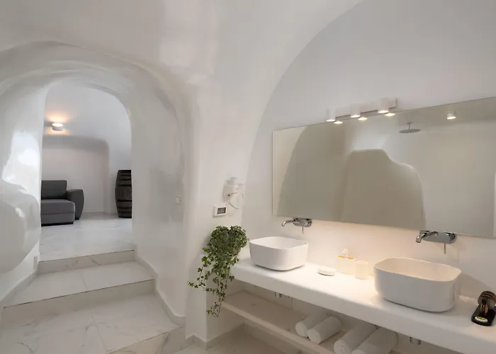White Concept Caves (adults Only) Hotel 4*