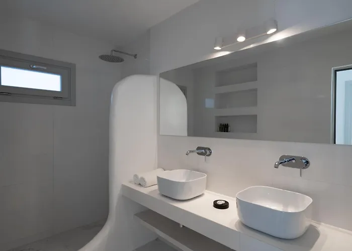 White Concept Caves (Adults Only) Hotel Fira (Santorini)