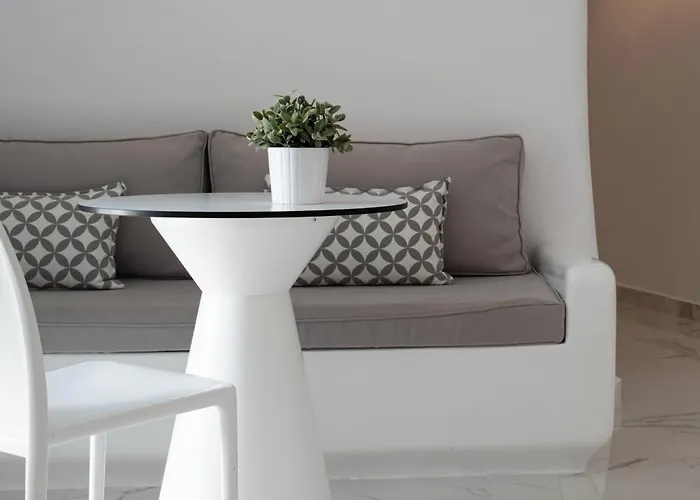 White Concept Caves (Adults Only) 4*