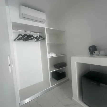 White Concept Caves (adults Only) Ξενοδοχείο Φηρά