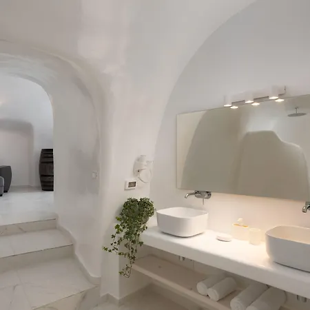 White Concept Caves (adults Only) ホテル 4*