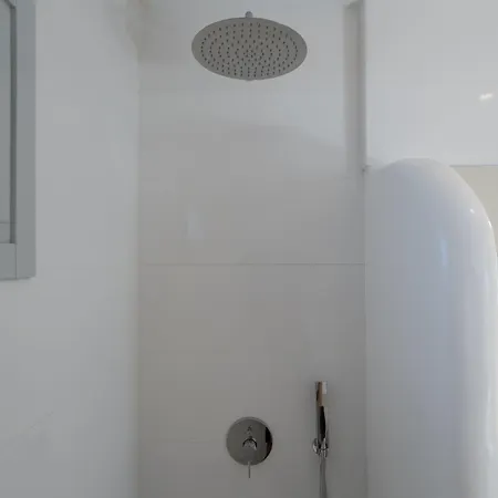 White Concept Caves (adults Only) Firá