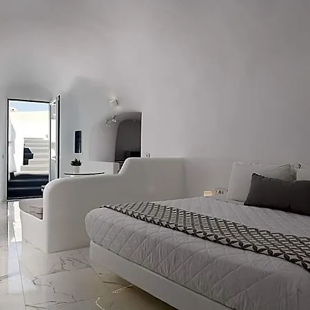 White Concept Caves (Adults Only) 4* Fira (Santorini)