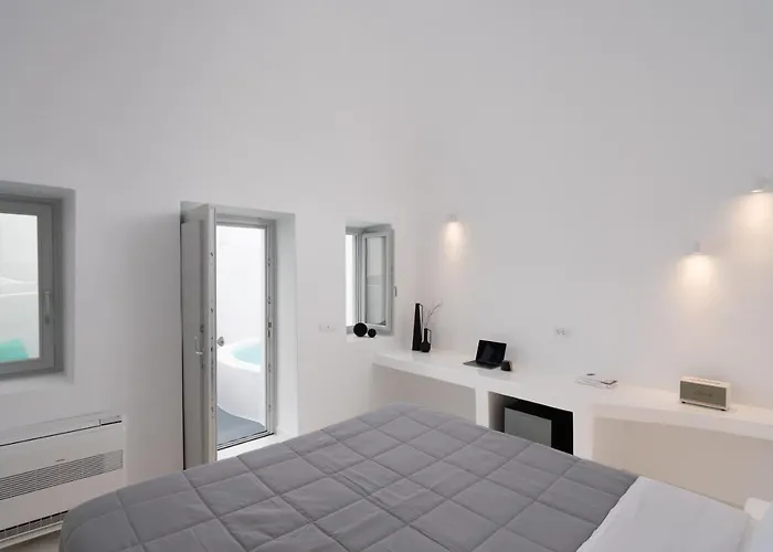 White Concept Caves (adults Only) Hotel