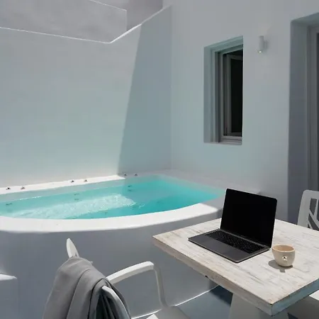 ホテル White Concept Caves (adults Only) サントリーニ